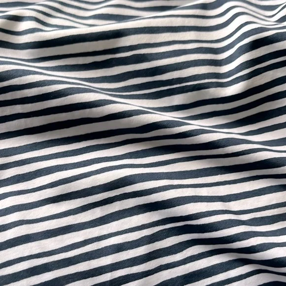 Garnet Hill Kids Rashguard - Picture 7 of 7